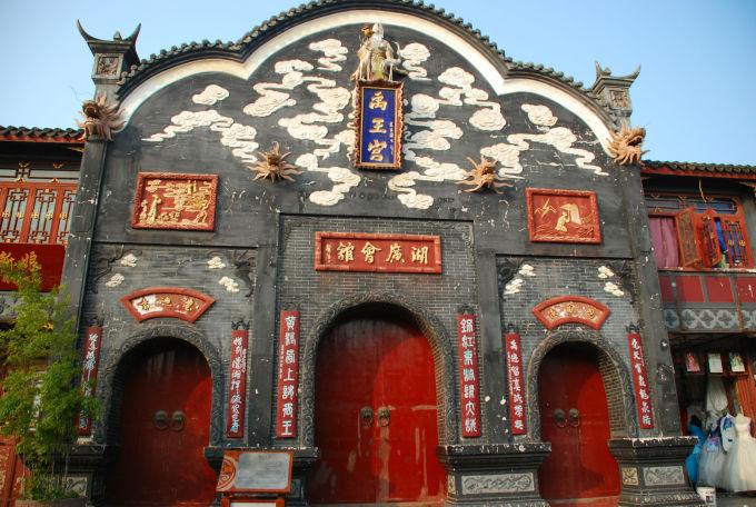 热问妹来了！哈尔滨马迭尔冰棍7成产自浙江，哪些本地老字号产自外地？